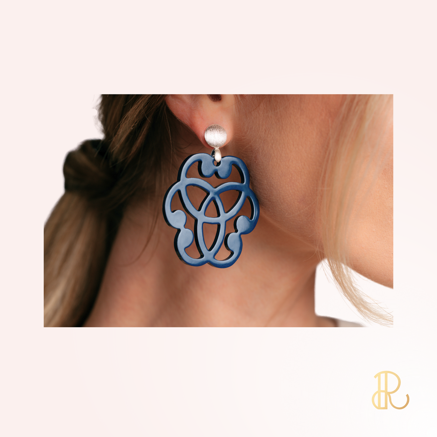 FIORA STATEMENT EARRING