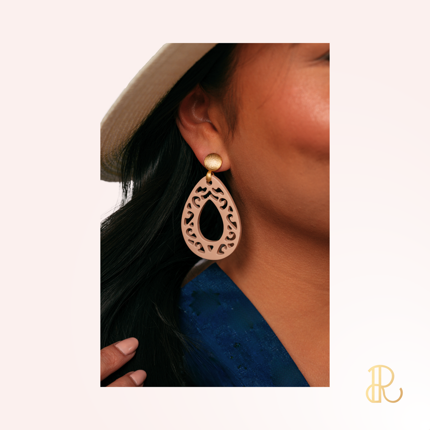 FENARA STATEMENT EARRING