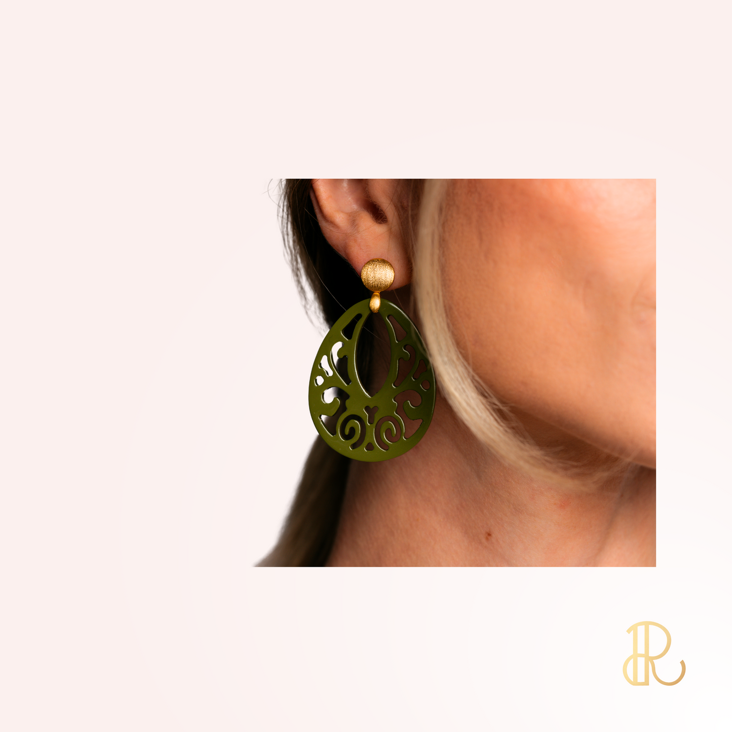MAIA STATEMENT EARRING