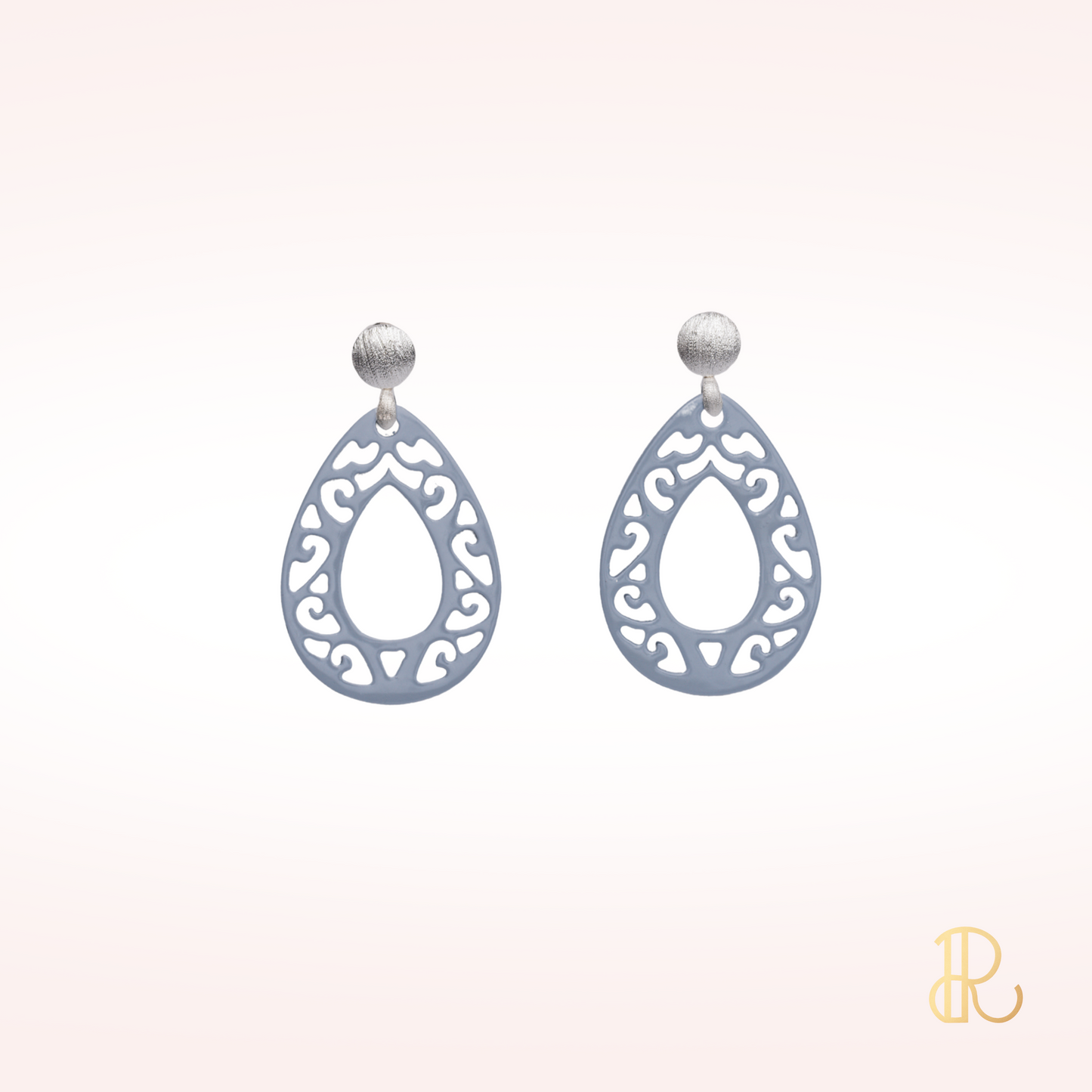 FENARA STATEMENT EARRING
