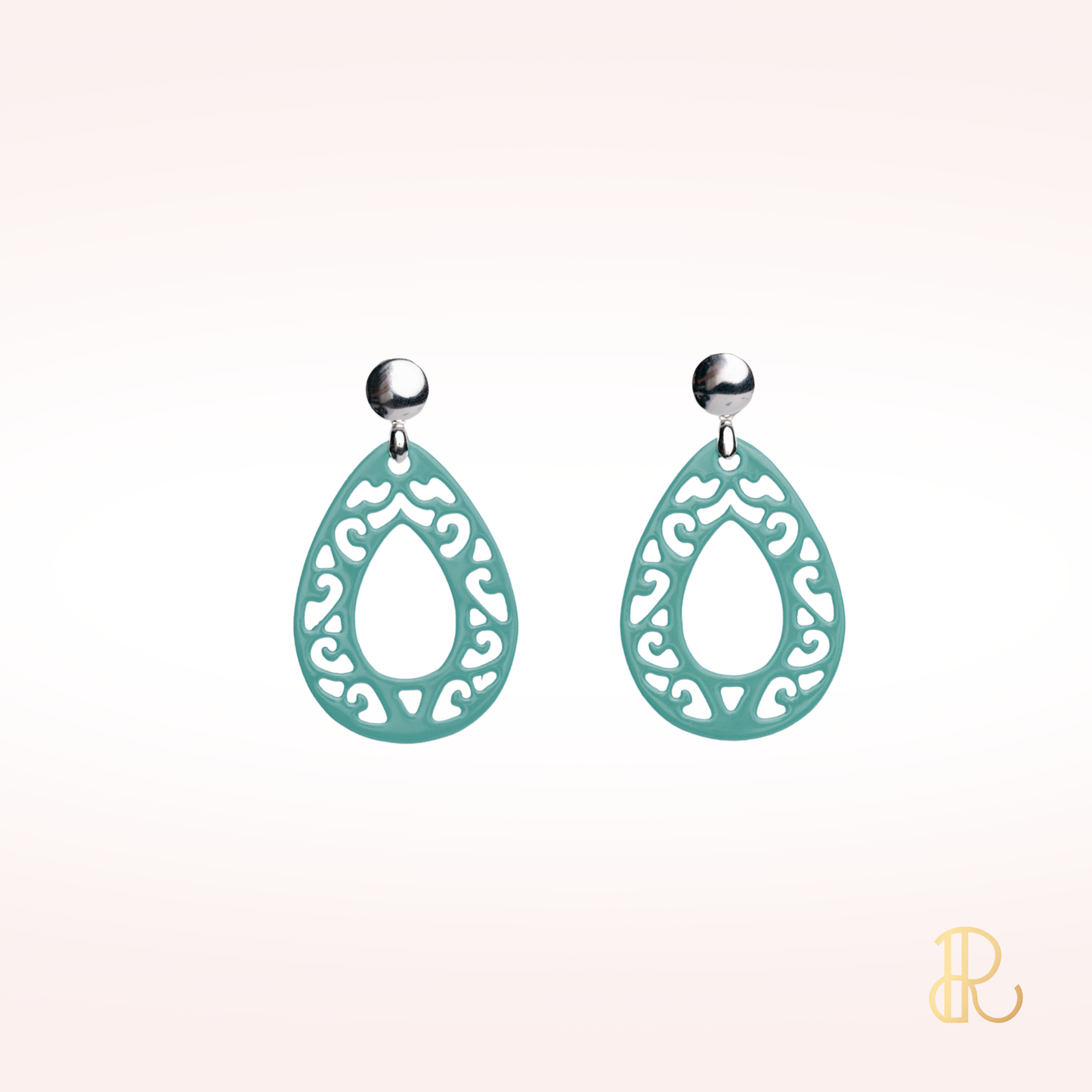 FENARA STATEMENT EARRING