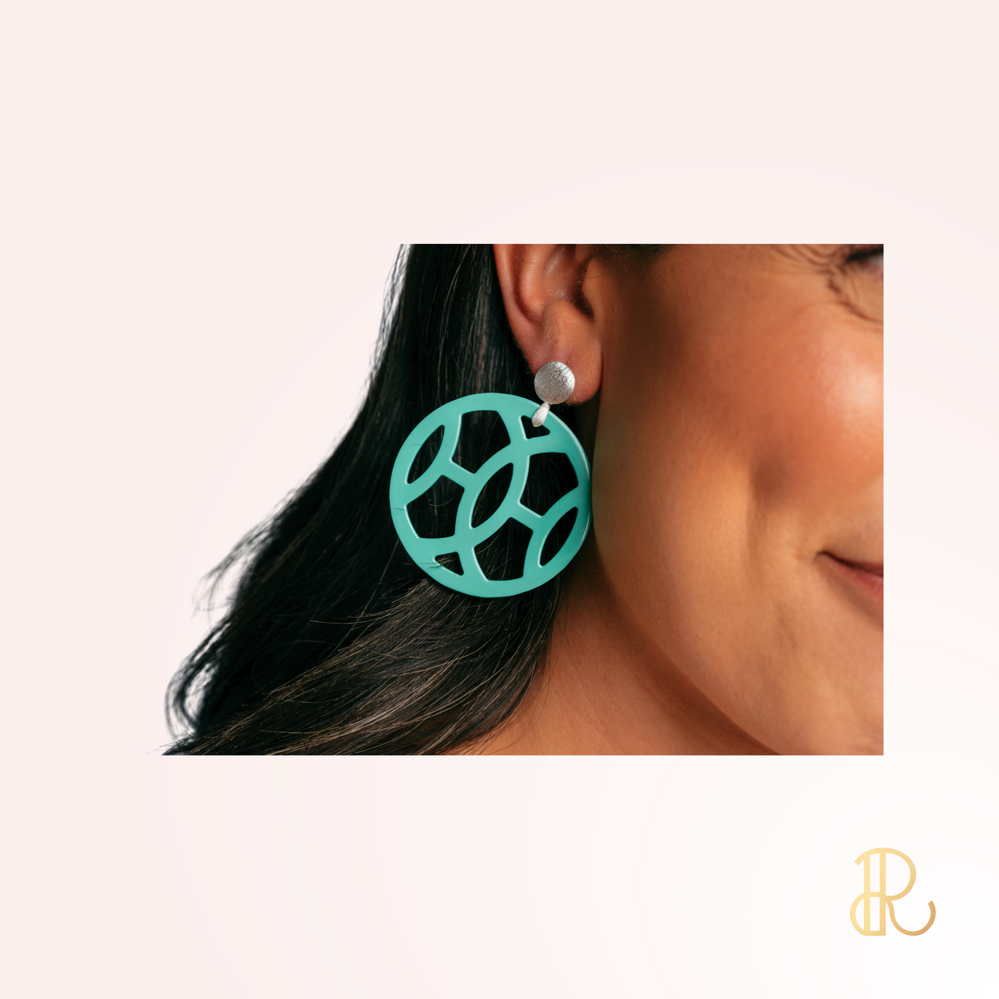 CALISTA STATEMENT EARRING