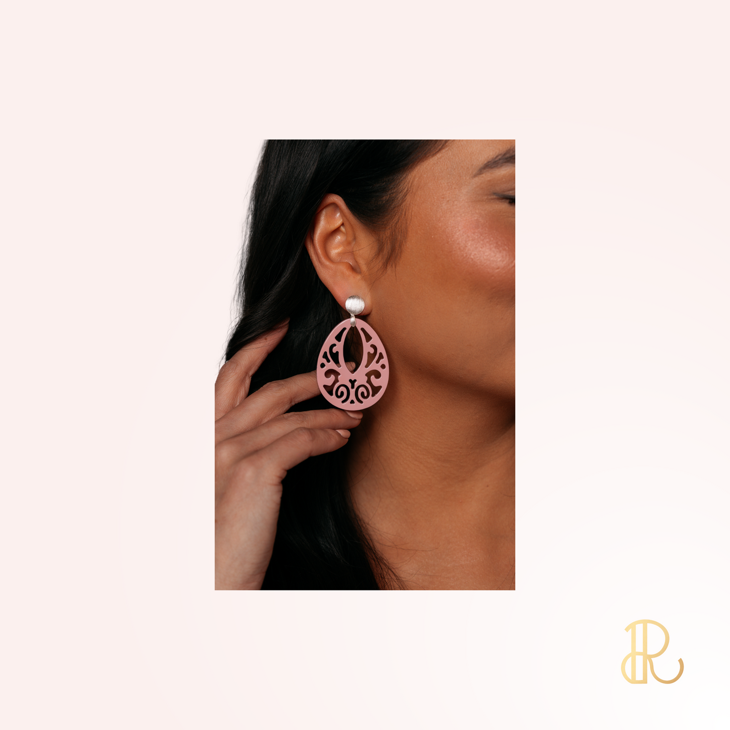MAIA STATEMENT EARRING