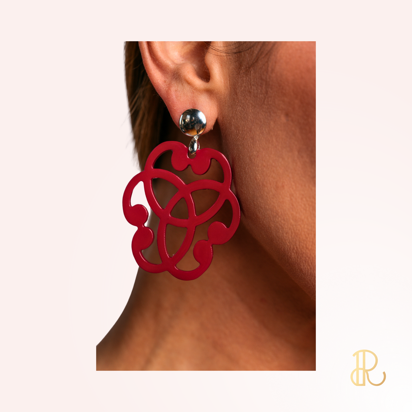 FIORA STATEMENT EARRING